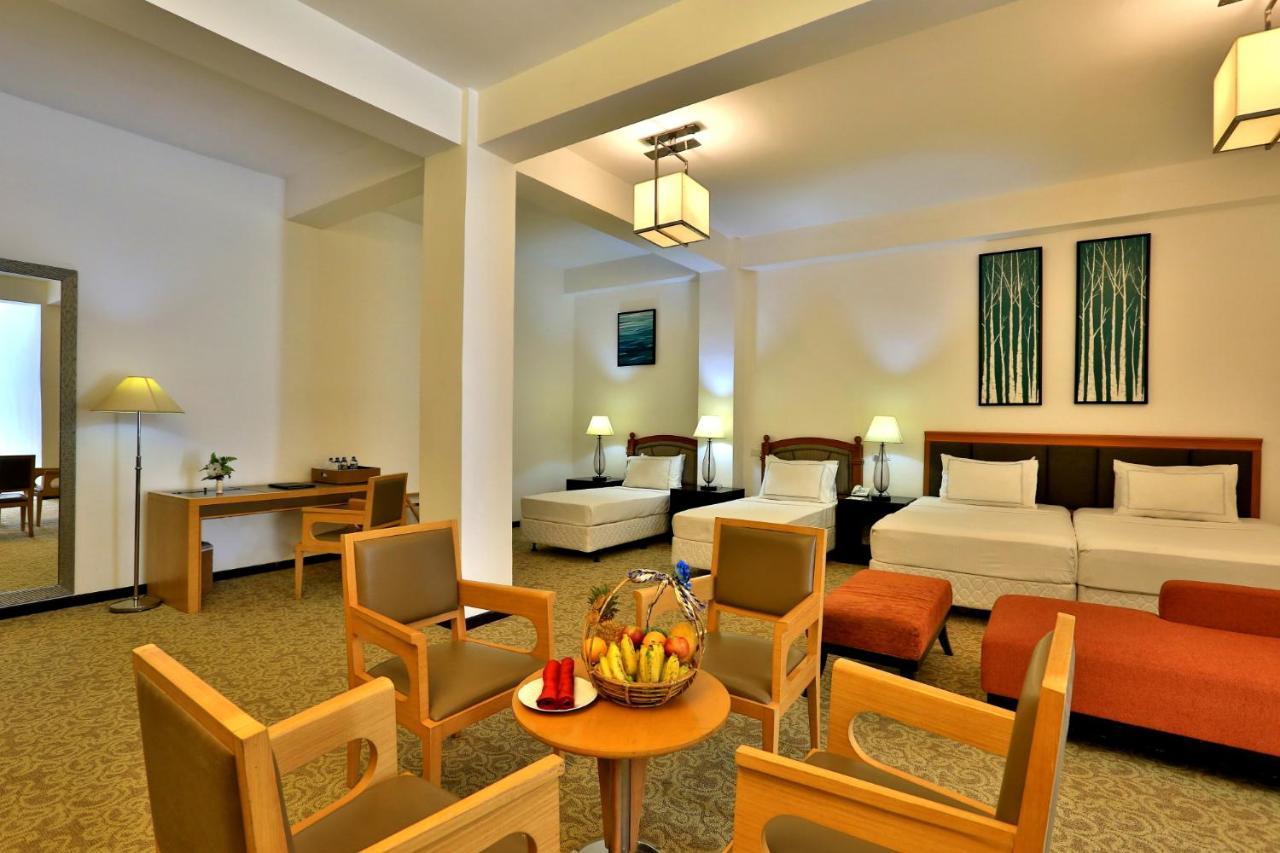 Hotel Ashford Nuwara Eliya Esterno foto